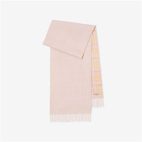 cravatte burberry fantasia cerionio|Reversible Check Cashmere Scarf in Cameo .